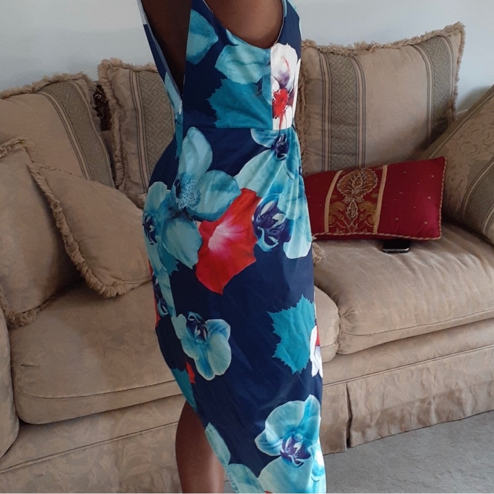 Eleanor Dress - Picture 3 of 6
